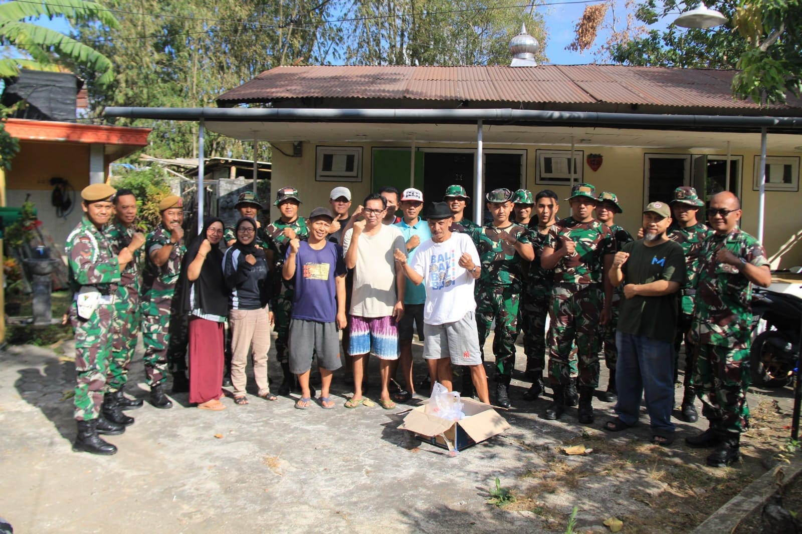Wujud Nyata Kemanunggalan TNI-Rakyat, Bengpusarhanud Gelar Karya Bakti di Kota Batu